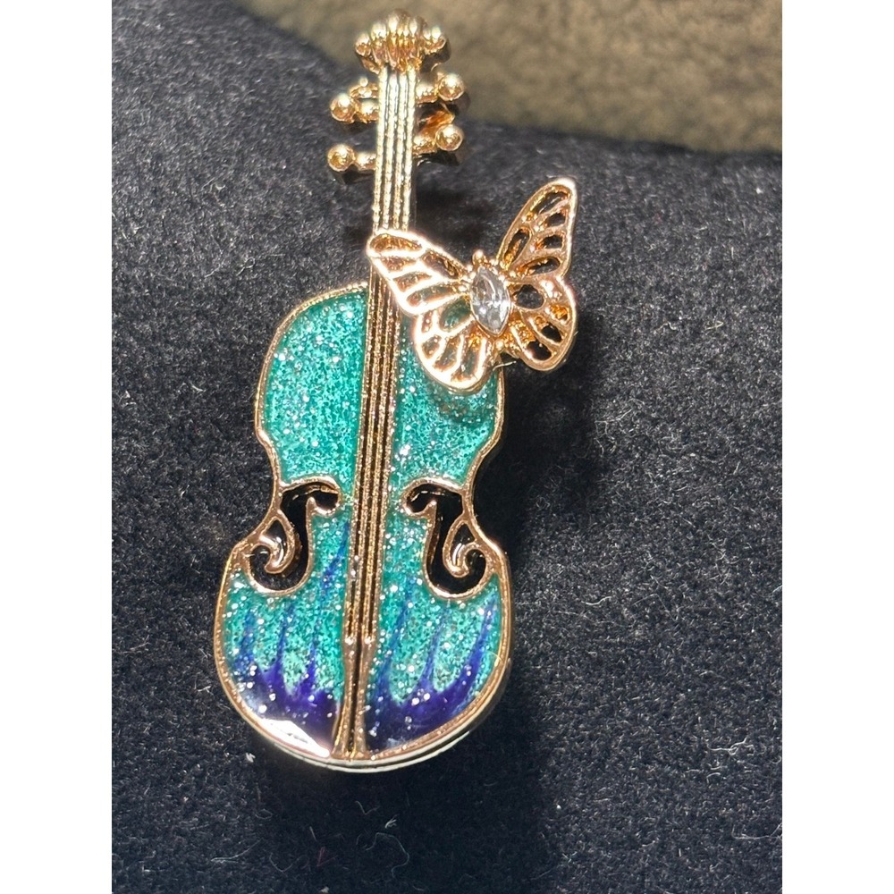 #26. Violin & Butterfly Brooch - Picture 3 of 4